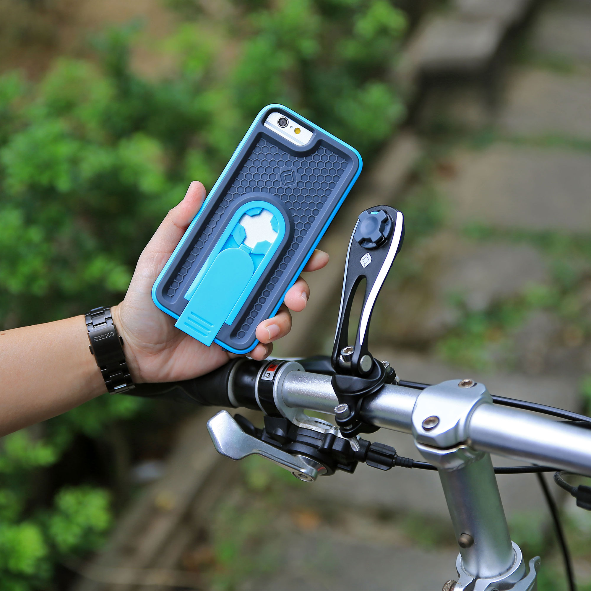 Hochwertige Handyhalterung aus Aluminium Smartphon Motorrad Roller Scooter  e Lenker Halter fürHolder MTB Cube Trek